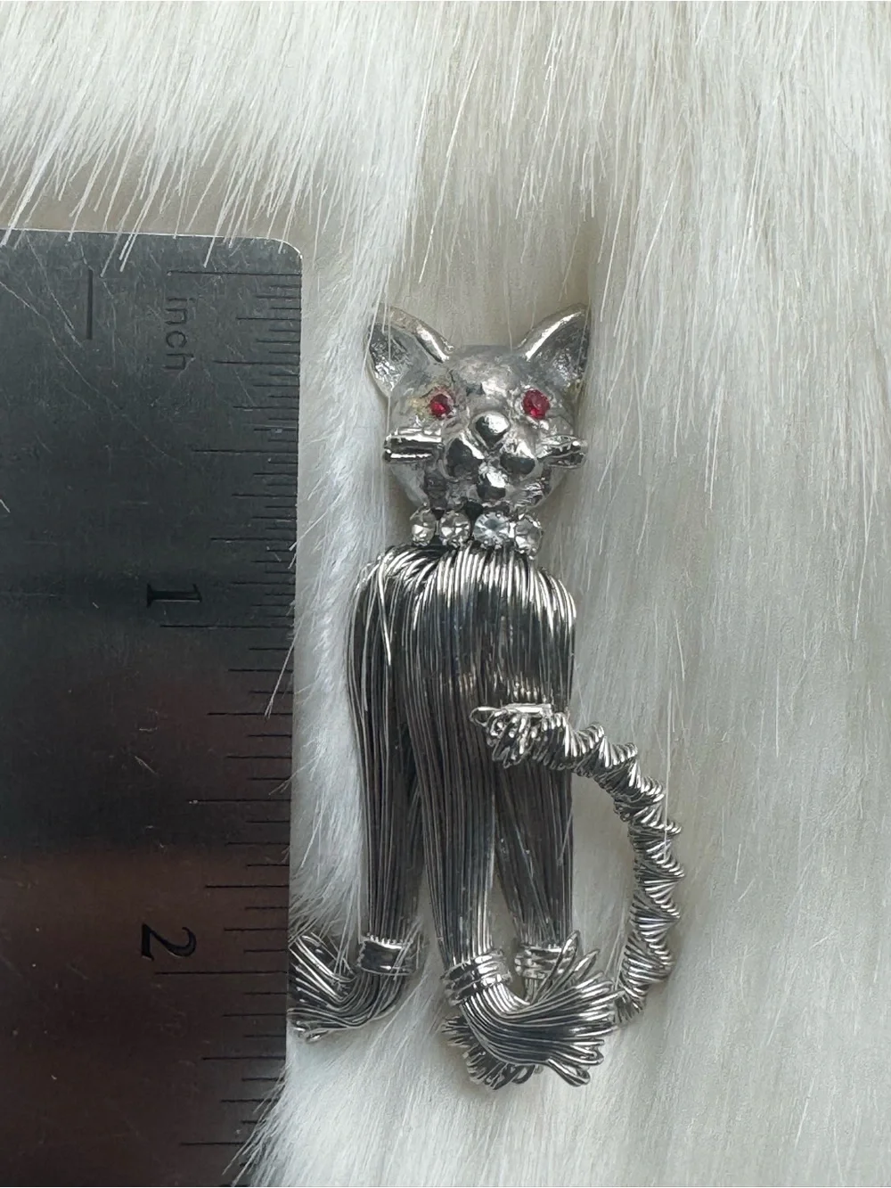 Vintage Wire  Cat Wire Brooch - Silver Tone Cat Brooch